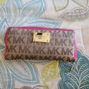 Michael Kors wallet